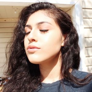 Meet your Posher, Alexa